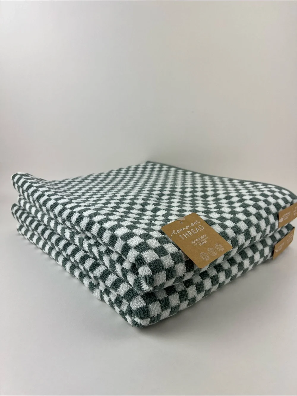 Common Thread Bamboo Eco-Mélange Bath Towels Checkerboard Green White 2 Pc NEW